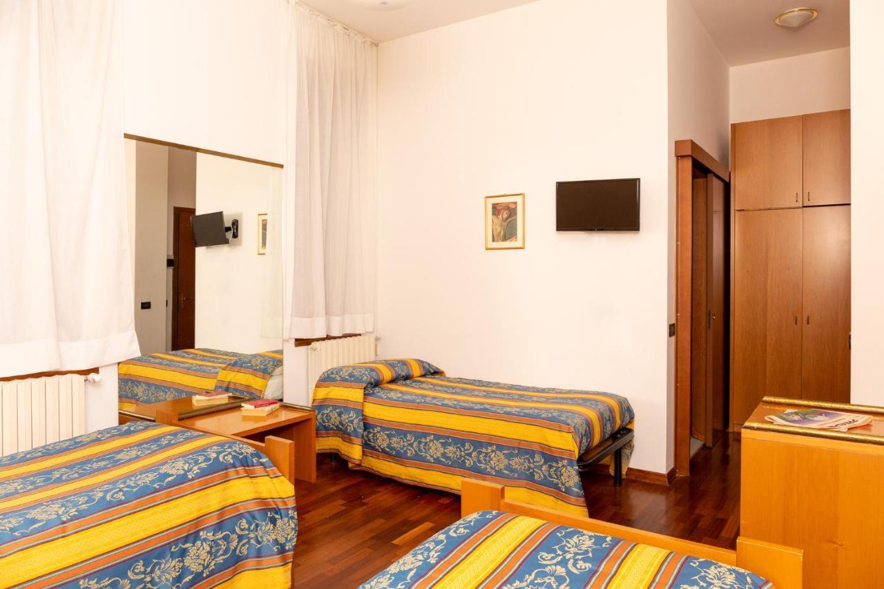 Albergo Sacro Monte Βαρέζε Εξωτερικό φωτογραφία